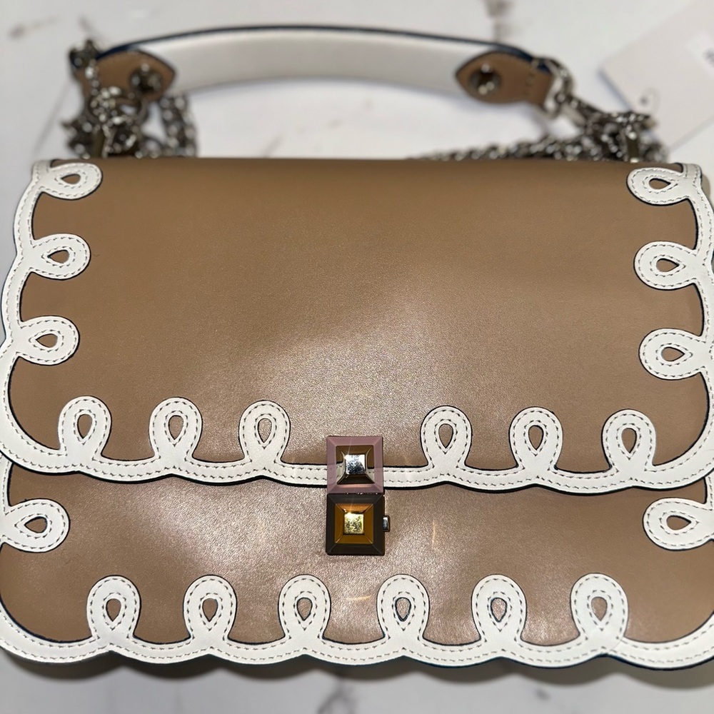 Fendi swirl Kan bag - Picture 9 of 12